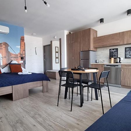 Q Apart Coral - Studio, Manufaktura, Parking Gratis, Tv Max, Fv, Gwarancja Zadowolenia Apartment Lodz  Exterior photo